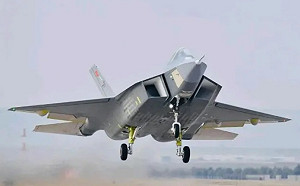 「可汗」來了!  仿美F-22 土耳其空軍大突破 國產隱形戰鬥機首飛成功 