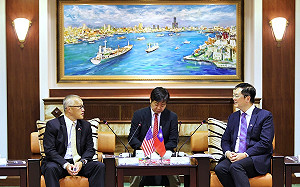 加州托倫斯市台裔市長陳光豪訪高  交換兩市發展經驗  