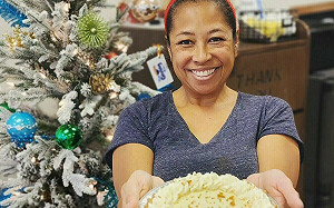 特斯拉棄餡餅店單惹議！馬斯克道歉、小店爆紅