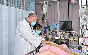 禱告＋集氣＋自我求生意識 彰化伸港三姊弟遭逢車禍的陳小妹妹傳好轉