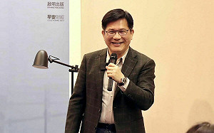 許文龍96歲冥誕逢逝世百日 林佳龍談《零與無限大》撰寫歷程及啟發