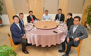 管仁健觀點》黃國昌的小藍8為何要當傅隨組織？