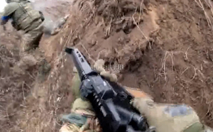 (影) 泯滅人性! 俄軍槍殺7投降烏軍戰俘 還拍片偽裝成烏軍殺俄戰俘