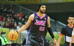 柯丹首秀就建功　率中信特攻取勝