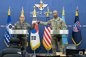 美韓「自由護盾」軍演啟動 首日RC-135V＋RQ-4升空監控