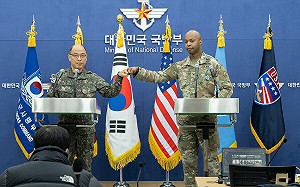 美韓「自由護盾」軍演啟動 首日RC-135V＋RQ-4升空監控