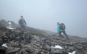 夫妻登玉山失聯七天  高市消防局惡劣天候下持續搜救