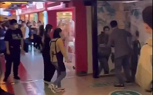 (影) 盲目反日反到自家人！小粉紅怒砸《盜墓筆記》簽名牆