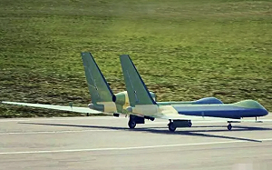 專抓隱形戰機! 中國雙頭怪「神雕」無人預警機曝光 搭載 AI 技術