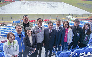 樂天桃園棒球場優化工程進度如期 張善政：球員安全優先