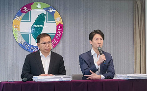 藍高層頻繁赴中國惹議 王義川轟：把飛機當公車在坐