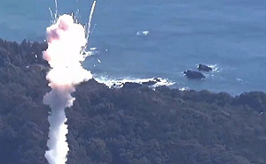 (影)日本民間火箭發射失敗 升空 5 秒就爆炸