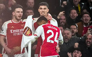 門將Raya神撲2球！兵工廠睽違14年返歐冠8強