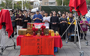 「高雄人」品牌投資電影《南方時光》開鏡   影帝吳慷仁返鄉拍戲   