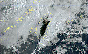 鋒面＋冷氣團南下 基隆北海岸帶頭轉濕冷全台降溫