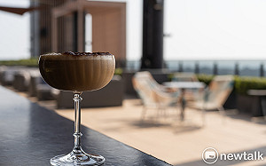 雅樂軒SkyBar攜手小紅帽咖啡  打造最美高空咖啡館