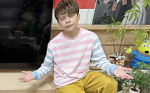 蔡阿嘎新片「眼睛超腫」惹擔心！本人解釋原因了