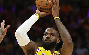 (影)詹皇砍25分　湖人輕鬆戰勝老鷹