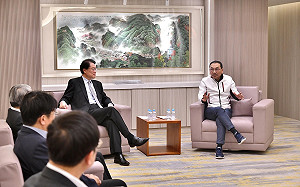 與林右昌約定3個月定期會 侯友宜：盼新北建設中央快速通過