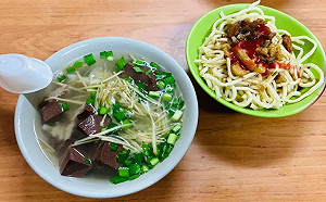 台中人早餐完美組合　外地人嚇：一早吃超油