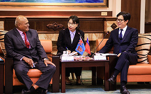 斐濟首都主席拜會陳其邁    商討發展智慧農業、觀光合作 