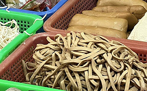 北市抽驗「清明應景食品」3件不合格！豆干防腐劑、花生粉黃麴毒素超標