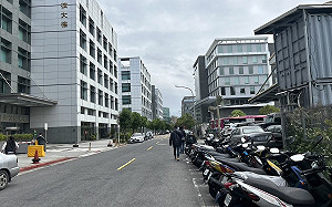 白天東北季風減弱！北部高溫26度   專家：東半部仍有雨