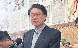 勤走雙北有意尋下一步？ 林右昌笑回「我還去了高雄」