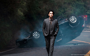 打摔滾爬淋雨又跳天橋！龜梨和也《怪物樵夫》動作戲不靠替身