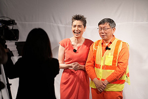 柯文哲遭羈押!全民大劇團《倒垃圾》急刪客串:購票者可全額退票