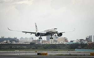 康芮颱風長胖加速！國內、國際線航班異動這裡看