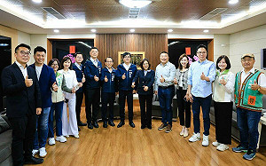 高市議會定期大會開幕 陳其邁：傾聽民意打拚地方建設