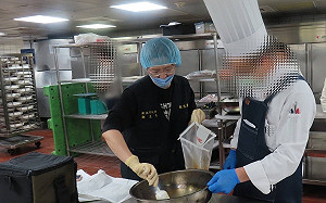 新北頤品飯店爆疑似食物中毒 衛生局勒令停業