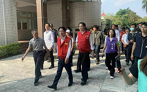 花蓮7.2強震》「認養」花蓮提供服務民進黨不分區立委沈伯洋協助統整資訊