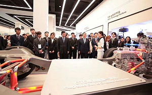 馬英九訪中尬問「比亞迪領先全球幾年？」林濁水嘆：無知到太可悲