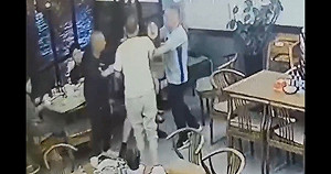 女性夜間吃燒烤就該被調戲? 海南、四川都爆性騷 網民：唐山事件 2.0 ？