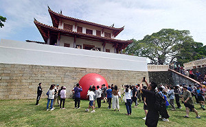 台南掀紅球熱潮  市府統計：吸客逾10萬人次