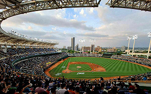 球迷回饋澄清湖棒球場觀賽體驗   運發局：攜手台鋼球團改善  