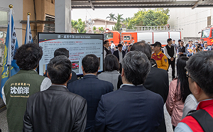 視察地震前進指揮所 蔡英文支持花蓮：以最快速度執行災後復原及振興