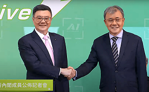 人物》新教長鄭英耀行政經驗豐富 曾拋公私大學合併 