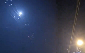 (影) 伊朗開始復仇了? 空襲警報大作 50枚火箭彈從黎巴嫩射向以色列北部