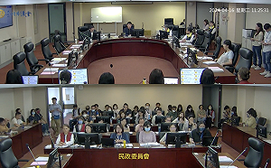 議員轟剴剴案報告甩鍋中央 社會局長哽咽：同仁很辛苦