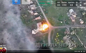 (影) 俄用無人機運補被跟蹤! 烏軍藉此找到俄兵藏匿點 狂轟戰壕、彈藥庫