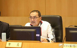 韓國瑜勸李四川選新北市長？ 侯友宜：這要問萬安市長