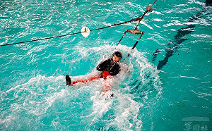 國軍空求中心演練 展現空勤人員​​求生培訓能量 