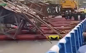 豆腐渣工程? 江西近9億大橋圍欄風吹就倒 重慶長江大橋也鐵架倒榻