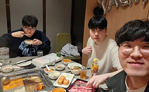 《英雄聯盟》Kellin、Canyon「聚餐合照」被罵翻？原因曝光網傻眼