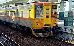 快訊》暴雨襲擊北台灣！平溪線達封路標準 台鐵緊急宣布停駛 