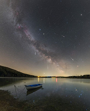 追今年首場火流星!天琴座流星雨4/22極大期 每小時數量達18
