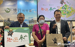 老同事台中國際旅展再相遇 王秋冬、曹忠猷相互拉抬共創雙贏